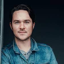 Claude Ledbetter's Instagram, Twitter & Facebook