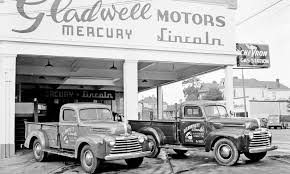 Victoria Bc Mercury Trucks And The Causeway Esso Service Station Service Station Trucks Mercury