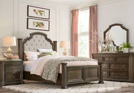 Cindy Crawford Home Calle Vista Brown 5 Pc Queen Poster Bedroom Bedroom Sets Queen King Bedroom Sets Bedroom Sets Furniture Queen