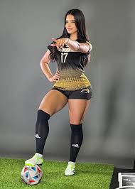 Kiana Dufour - Free pics, galleries & more at Babepedia