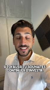 Laura Becht's Instagram, Twitter & Facebook