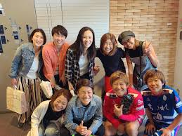 エルザは何とかそれはそこに行くことができない叫んだ。 しかし、彼女の兄は、耳を傾け、入力したかったが、エルザが開始されていませんしませんでした。 彼女は去ることはできません1と述べた。 ドアは閉じスラムと10年の開きません。 彼らは先に行って. è¿'è³€ã‚†ã‹ã‚Š Hashtag On Twitter