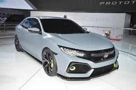 The equivalent coupe gets 35 mpg, while the equivalent hatch gets 34. 2017 Honda Civic Hatchback To Offer Turbo Engine 6 Speed Manual