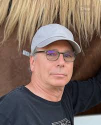 Tholyn Twyman, Director of the Community Investment Initiative for DPSCS,  has been awarded the Howard Wicker Advocate Award by Morgan State  University's Entrepreneurial Development & Assistance Center. With nearly  two decades of