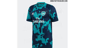 The name was changed to the more imposing royal arsenal a year later. Fc Arsenal Neues Aufwarm Trikot Verargert Fans Fussball News Sky Sport