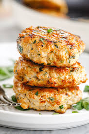 Flop the turkey burger patty halfway through the cooking process. Easy Turkey Patties Recipe Turkey Patty Burger Recipe Eatwell101