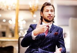 Check out his latest detailed stats including goals, assists, strengths & weaknesses and match ratings. Grzegorz Krychowiak Z Wizyta W Poznaniu Popularny Pilkarz Promowal Swoj Salon Z Garniturami Zdjecia Poznan Nasze Miasto