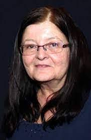 Carol Strecker's Instagram, Twitter & Facebook