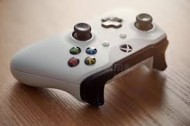 Encuentra mesa para xbox en mercado libre méxico. Controles Del Juego De Xbox 360 Imagen Editorial Imagen De Accesorio Playing 17447915