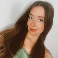 Amy Pinegar's Instagram, Twitter & Facebook