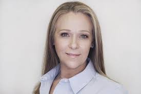 Heather Mellinger's Instagram, Twitter & Facebook