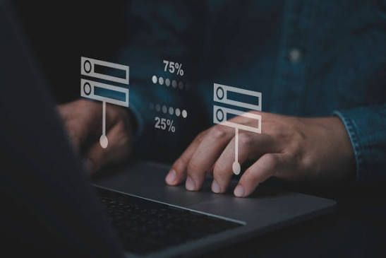 10,700+ Download Manager Stock Photos, Pictures & Royalty-Free Images -  iStock