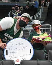 Check out all of weartesters giannis antetokounmpo shoes reviews. Giannis Antetokounmpo Gifts Sneakers To Birthday Boy 8 People Com