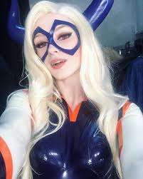 Mary on Instagram: “Some Mt Lady selfies :3 Which character from BNHA do  you want to see from me? I want to make some… in 2023 | Cute cosplay,  Cosplay outfits, Sexy cosplay