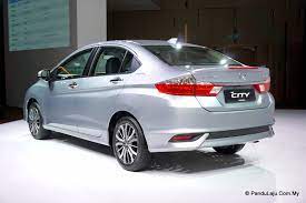 So, aku topap gas air cond tapi lepas tu, aku pelik sebab lampu kat dashboard menyala tapi malap. 10 Fakta Perlu Anda Tahu Mengenai Honda City Facelift