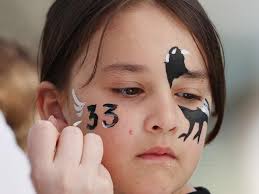 Collingwood fans flock to Olympic Park ahead of prelim-finals