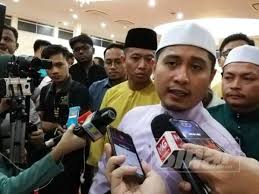 Watch premium and official videos free online. Azmin Tak Pernah Jumpa Haziq Di Sandakan Hilman