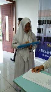 Ada baiknya kalian mempelajari semua soal yang telah tim admin buat berikut dengan kunci jawabannya. Ujian Praktek Sbk Kelas 6 Sd Model Al Azhar Medan Facebook