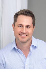 Jason Stull's Instagram, Twitter & Facebook