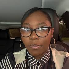 I specialize in funeral services, just an FYI! Whatever kind of service you  want, I can provide, Facilitator , Music, Singing, etc….if you want your  loved ones to have an awesome celebration,