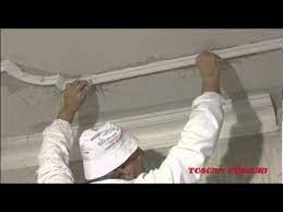 Montaggio Di Cornici A Soffitto Linea Gesso A S F Enterprise Toscan Stucchi Youtube Soffitto Cornici Stucco
