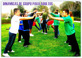 Juegos Y Dinamicas De Grupo Para Organizar Al Aire Libre Soccer Field Fun Fun Things To Do
