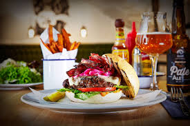 Ludwig Das Burger Restaurant In Innsbruck Ludwig At Burger Restaurant Burger Innsbruck