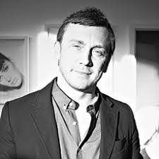 Daniel Barton's Instagram, Twitter & Facebook