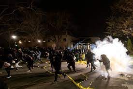 Police Minnesota Officer Meant To Draw Taser Not Handgun Wboy Com