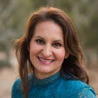 Leyla Chavez's Instagram, Twitter & Facebook