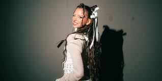 This beauty in her rawest form - impactful pics and gifs