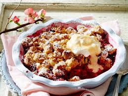 5 Rhabarber Rezepte Fur Einen Rosaroten Fruhling Rezepte Lecker Rhabarber
