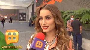 Las recientes declaraciones de carlos rivera y cynthia rodríguez en distintas entrevistas han generado la sospecha de que la pareja estaría buscando convertirse en padres muy pronto. Cynthia Rodriguez Esta Embarazada Y Andaba Comprando Carriola Con Carlos Rivera Ventaneando Youtube