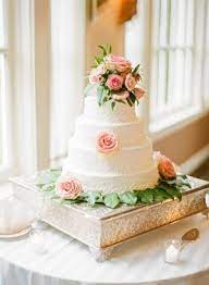 Classic Jewish Wedding From Arielle Doneson Photography Round Wedding Cakes Wedding Cake Roses Square Cake Stand