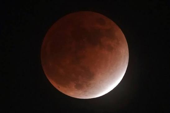 August night sky has a rare double feature with eclipse, meteor shower