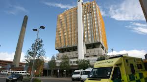 Bilfawst citie haw) is the civic building of belfast city council located in donegall square, belfast, northern ireland. Extra Icu Beds At Belfast City Hospital But No Nightingale Unit Utv Itv News