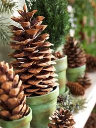 Painted pine cones spring decor. 55 Awesome Outdoor And Indoor Pinecone Decorations For Christmas Digsdigs