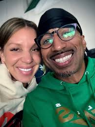 10 YEARS!! My love, we made it here. No one or not anything will break us a  part. Jesus has given us the power to strengthen our marriage. The way that  you