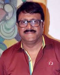 Tezaab 1988 Cast Actor Actress Director Producer Music Director Cinestaan Shyamlal now approaches/begs munna to get mohini rescued asap and requires that she be returned to him only.