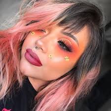 Love The Split Tone Hair Puggsforever Two Toned Hair Tone Hair Hair Inspo Color