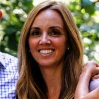 Jennifer Dryburgh's Instagram, Twitter & Facebook