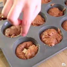 Muffins Tout Chocolat Au Coeur Blanc Video Recette Video Recette Muffin Chocolat Tout Chocolat Gateaux Et Desserts