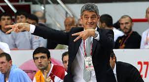 Ufuk sarıca, oktay mahmuti, ergin ataman, aydın örs'lü efes bench'i. Galatasaray Odeabank In Yeni Hocasi Oktay Mahmuti Oldu Spor Haberleri