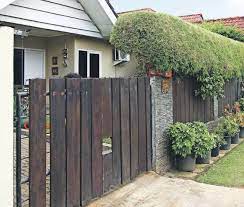 Di salah satu situs jual beli online grc board motif kayu dengan ukuran 150 cm x 20 cm x 8 mm sekarang ditawarkan dengan harga berkisar. Model Dan Bentuk Pagar Rumah Minimalis 1 Lantai Desain Modern Rumah Minimalis