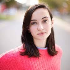 Whitney Kellogg's Instagram, Twitter & Facebook