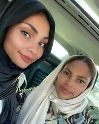 Behind every strong woman is her mother- cheering her on, lifting her up  and taking cute selfies 🦋♥️