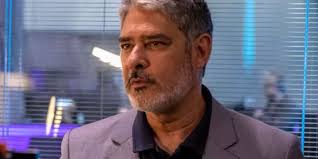 A atitude marcante de Bonner com garçom no meio de restaurante