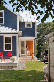 There are so many times when the perfect navy blue paint color can come in handy. Exterior Color Of The Week Go Navy