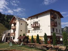 Pensiunea Pui De Urs Moeciu 0724 261 446 Descriere