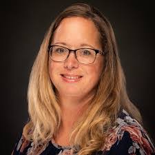 Gina Holman's Instagram, Twitter & Facebook